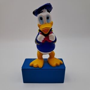​Vintage Disney Donald Duck Figurine Pencil Sharpener - Made in China - 3" Tall